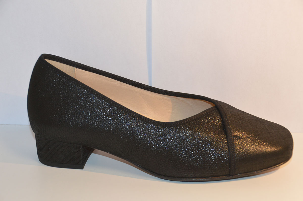 Chaussure dame noir souple large talon élastique diabétique habillé hassia